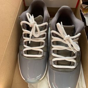 Jordan 11s cool grey low